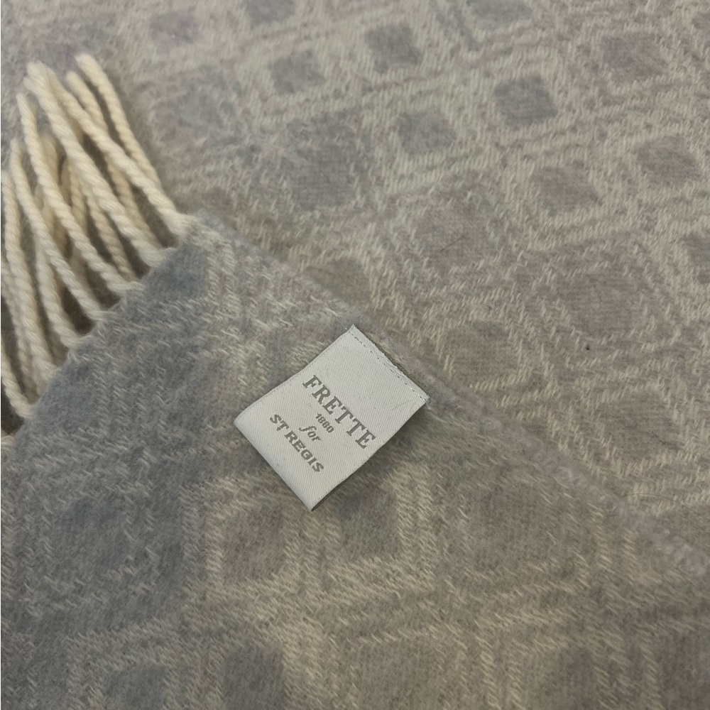 Elegant Cream Throw Blanket - Picture 4 of 6